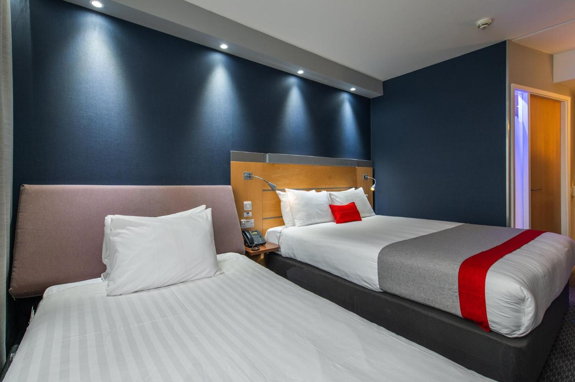 Holiday Inn Express Ramsgate - Minster By Ihg Exterior photo