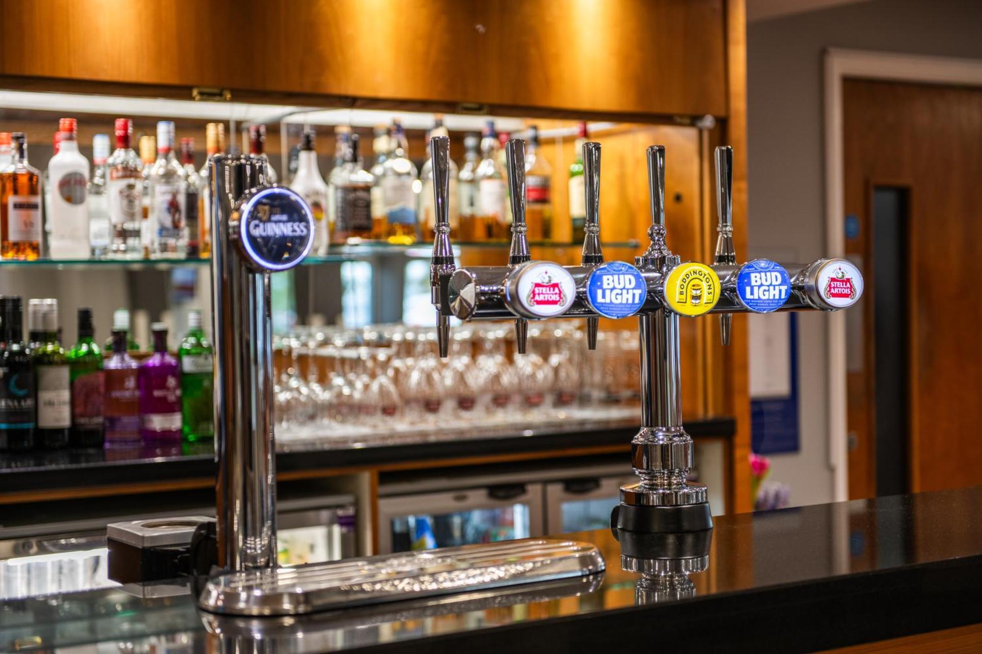 Holiday Inn Express Ramsgate - Minster By Ihg Exterior photo